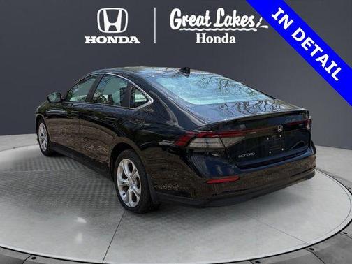 Crystal Black Pearl 2024 Honda Accord LX 1.5T