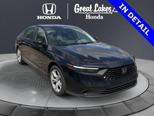 Crystal Black Pearl 2024 Honda Accord LX 1.5T