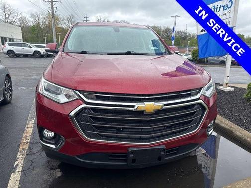 Cajun Red Tintcoat 2018 Chevrolet Traverse LT Cloth