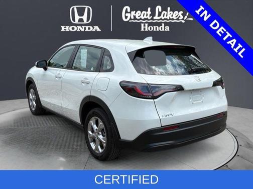 Platinum White Pearl 2023 Honda HR-V LX