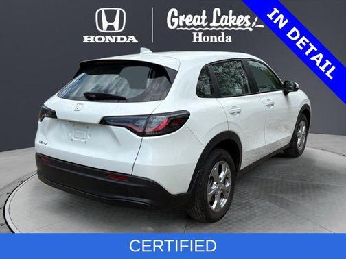 Platinum White Pearl 2023 Honda HR-V LX
