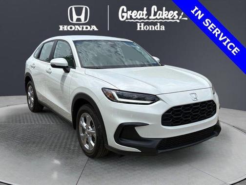 Platinum White Pearl 2023 Honda HR-V LX