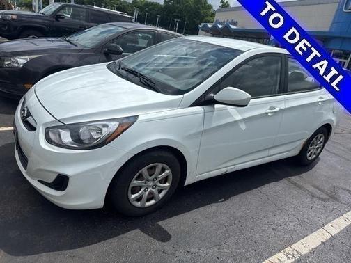 2013 Hyundai Accent GLS