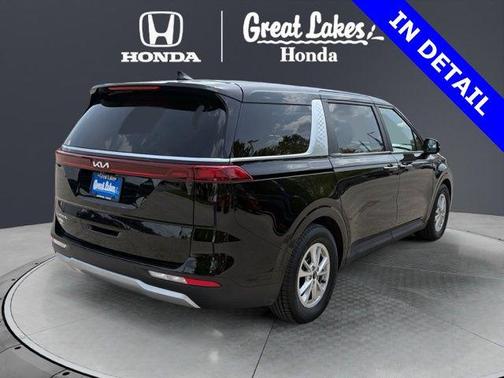 Aurora Black Pearl 2024 Kia Carnival LX