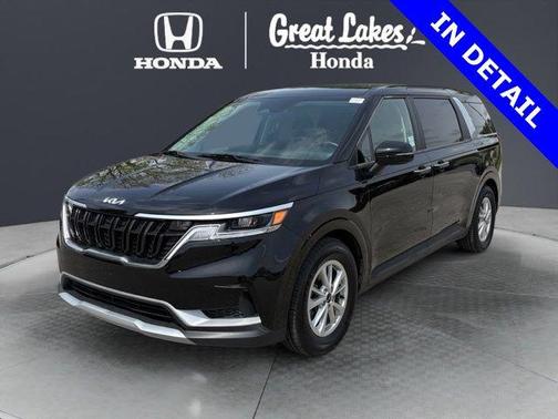 Aurora Black Pearl 2024 Kia Carnival LX