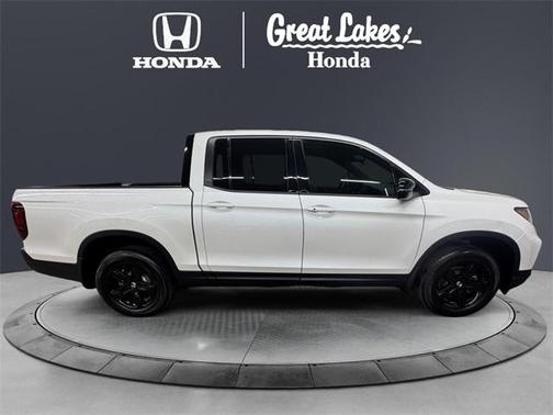 2022 Honda Ridgeline Black