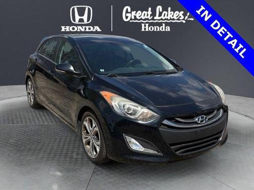 Black Noir Pearl 2013 Hyundai Elantra GT Base