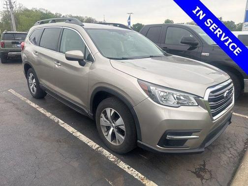 Tungsten Metallic 2019 Subaru Ascent Premium 7-Passenger