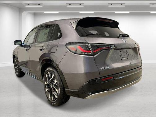 Modern Steel Metallic 2027 Honda HR-V EX-L