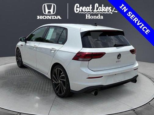 Opal White Pearl 2024 Volkswagen Golf GTI 2.0T S DSG