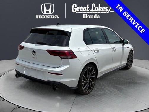Opal White Pearl 2024 Volkswagen Golf GTI 2.0T S DSG
