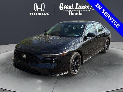Crystal Black Pearl 2025 Honda Accord SE