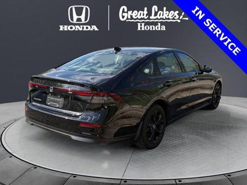 Crystal Black Pearl 2025 Honda Accord SE