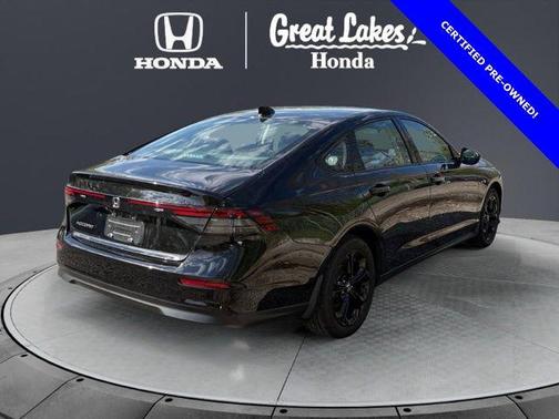 Crystal Black Pearl 2025 Honda Accord SE