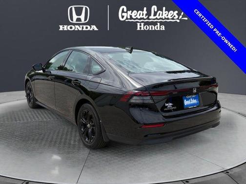 Crystal Black Pearl 2025 Honda Accord SE
