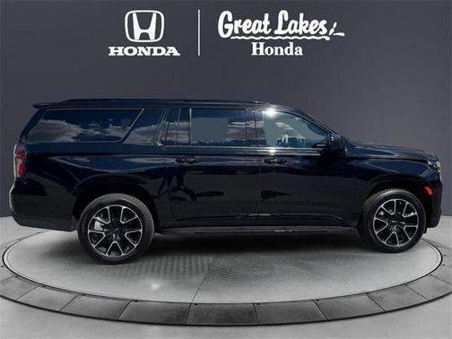 2022 Chevrolet Suburban RST