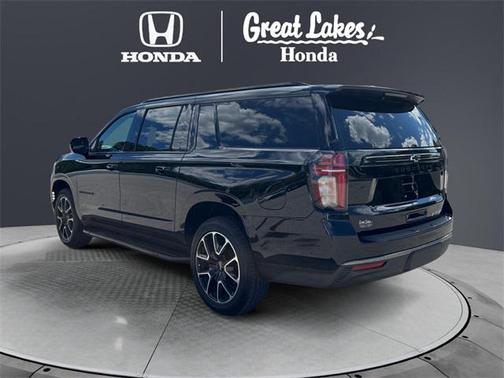 2022 Chevrolet Suburban RST