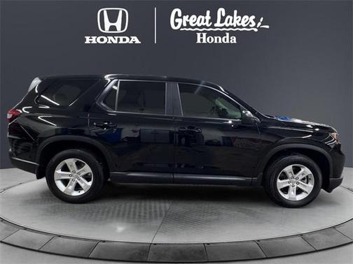 2023 Honda Pilot AWD LX
