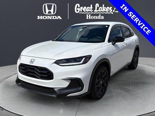 Platinum White Pearl 2024 Honda HR-V Sport