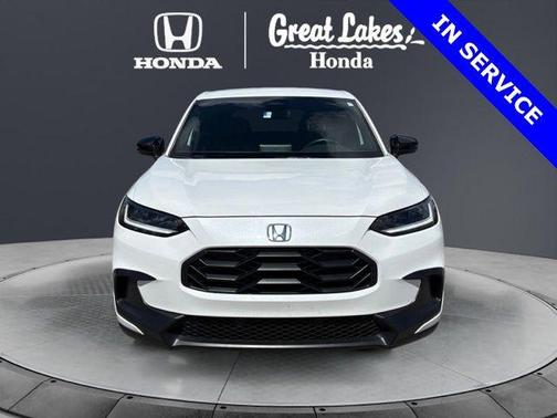 Platinum White Pearl 2024 Honda HR-V Sport