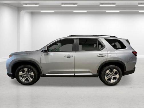 Solar Silver Metallic 2026 Honda Pilot EX-L