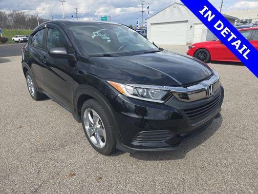 Crystal Black Pearl 2019 Honda HR-V LX