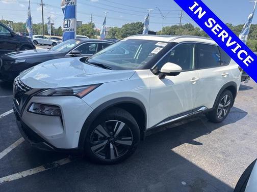 2022 Nissan Rogue SL