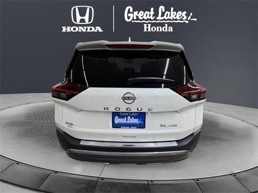 2022 Nissan Rogue SL