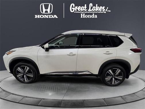 2022 Nissan Rogue SL
