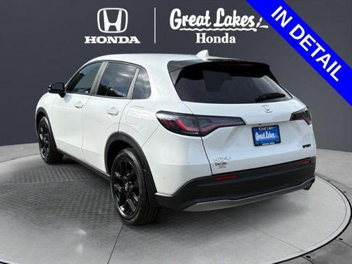 Platinum White Pearl 2024 Honda HR-V Sport