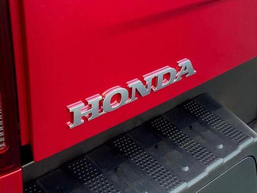 Radiant Red Metallic II 2026 Honda Ridgeline RTL
