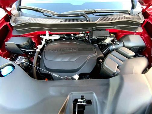 Radiant Red Metallic II 2026 Honda Ridgeline RTL