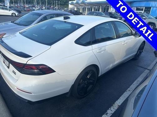 2023 Honda Accord Hybrid Base