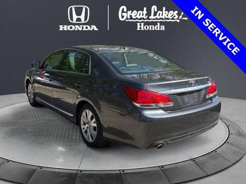 Magnetic Gray Metallic 2012 Toyota Avalon Base