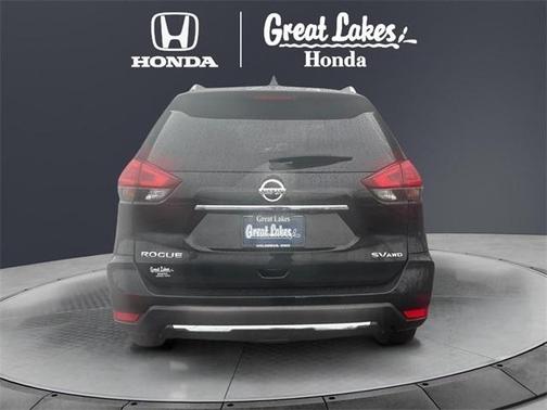 2018 Nissan Rogue SV