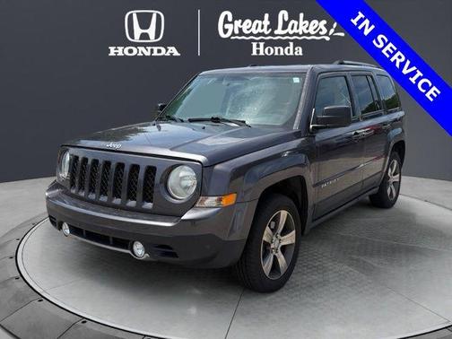 Granite Crystal Metallic Clearcoat 2017 Jeep Patriot High Altitude