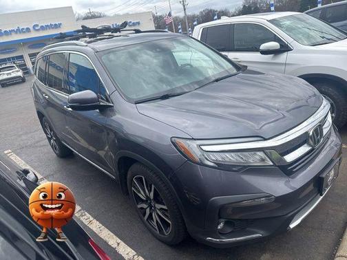Modern Steel Metallic 2019 Honda Pilot Elite
