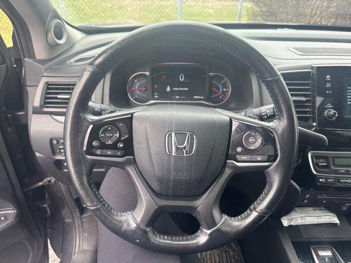 Modern Steel Metallic 2019 Honda Pilot Elite