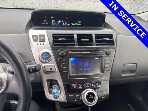 2013 Toyota Prius v Five