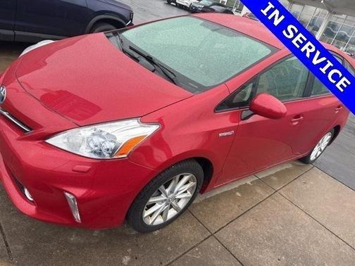 2013 Toyota Prius v Five