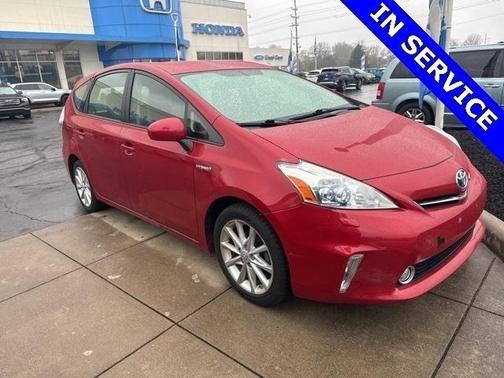 2013 Toyota Prius v Five