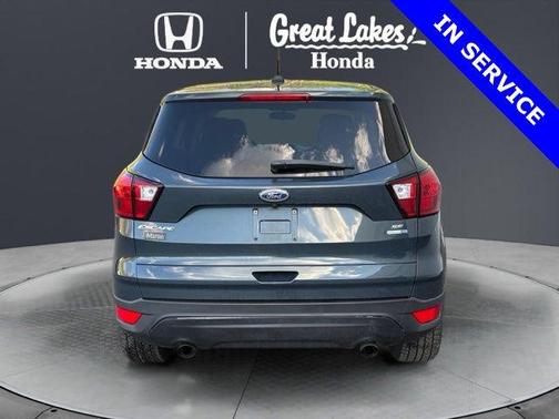Baltic Sea Green Metallic 2019 Ford Escape SE