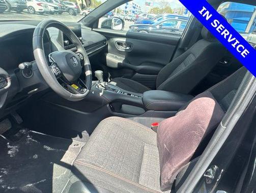 Crystal Black Pearl 2024 Honda HR-V Sport