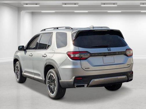 2026 Honda Pilot Touring 8-Passenger