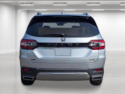 2026 Honda Pilot Touring 8-Passenger