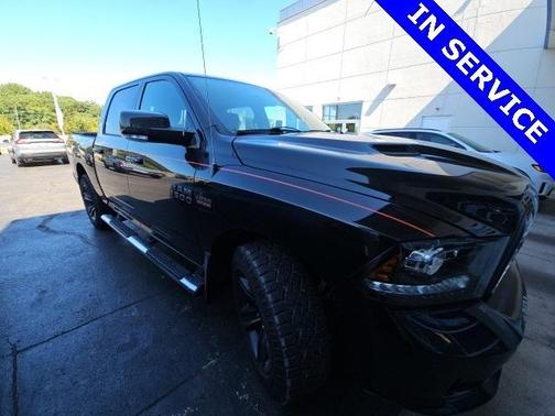 2016 RAM 1500 Sport