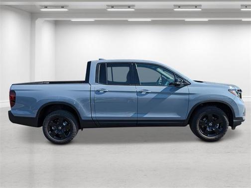 2025 Honda Ridgeline Black