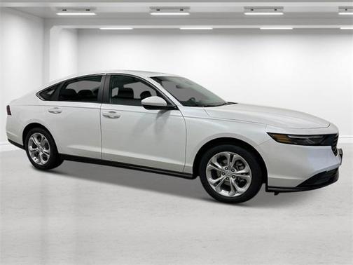 2025 Honda Accord LX 1.5T