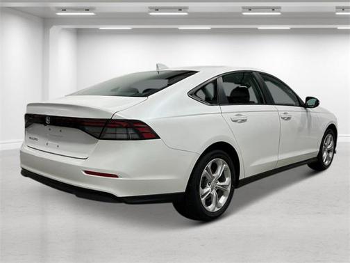 2025 Honda Accord LX 1.5T