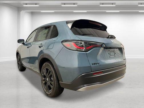 Misty Green Pearl 2027 Honda HR-V Sport